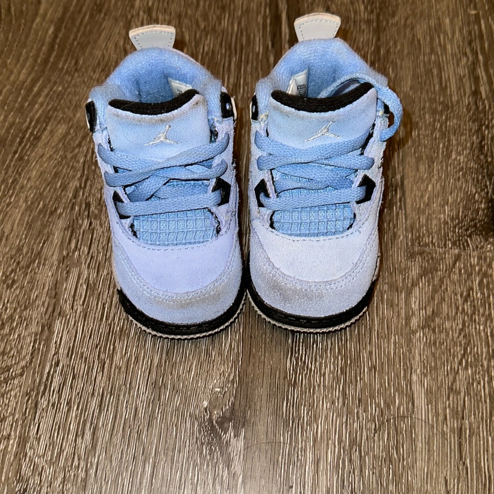 Jordan 4 Retro